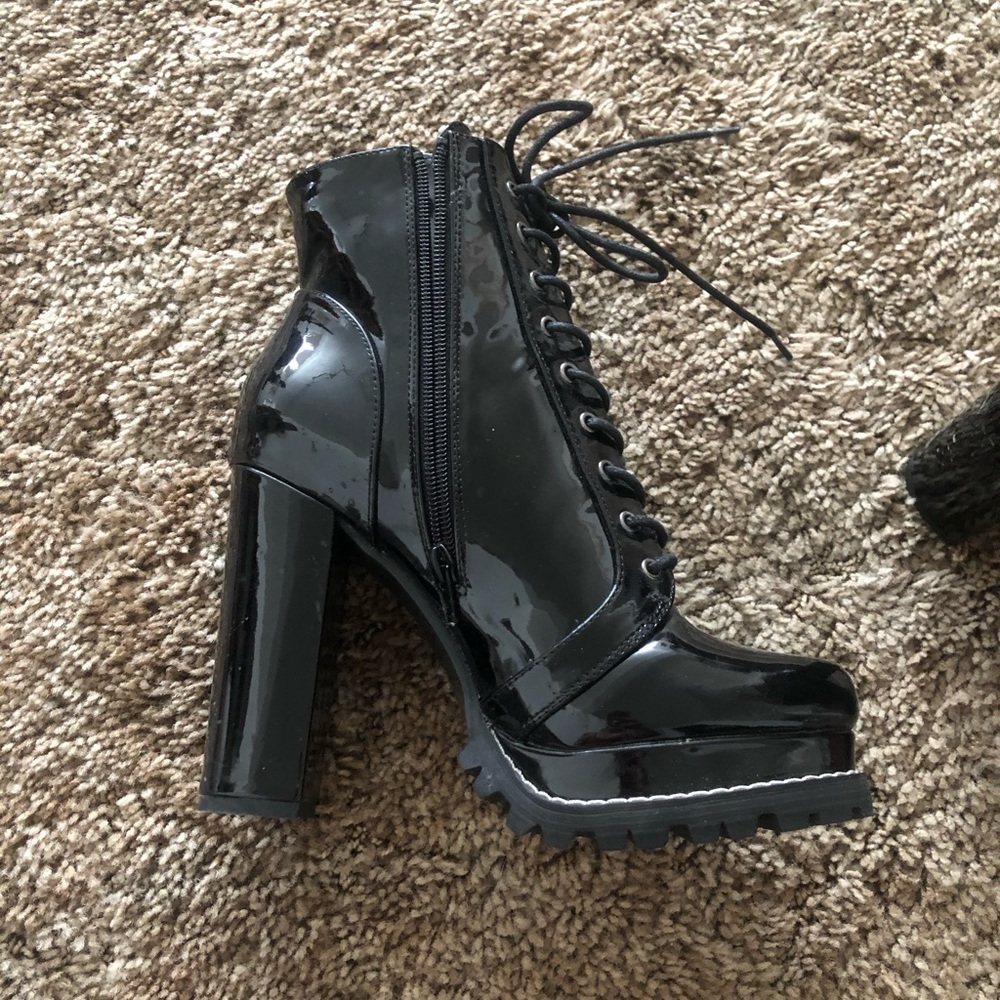 Healed booties